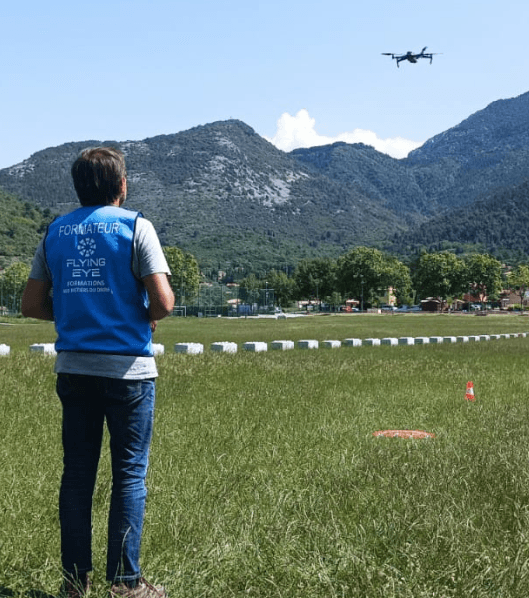 Innovation et excellence, formez-vous aux drones avec Flying Eye